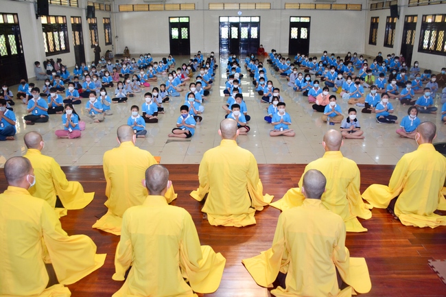 Khóa tu thanh thiếu niên